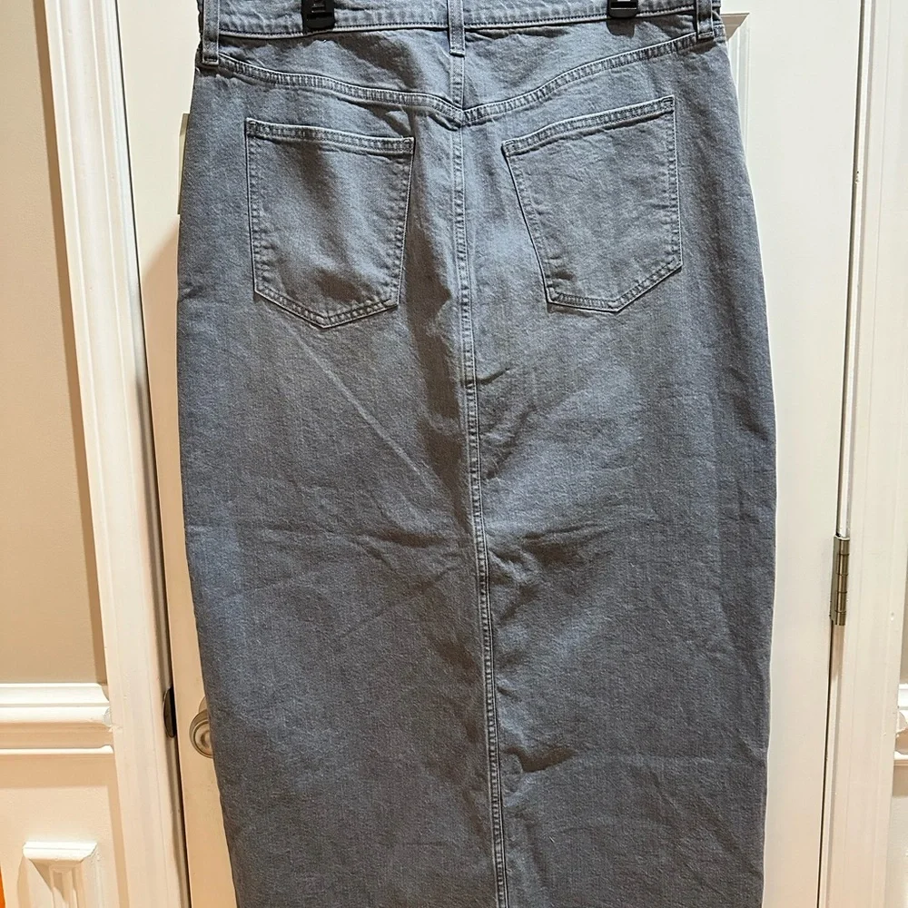 NEW Universal Thread Gray Denim Skirt sz. 16 - Picture 3 of 3